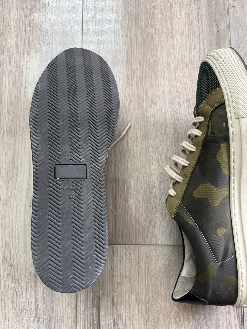 Common Projects Men's Camouflage Low-Top Sneakers in Green and Black - Picture 3 of 8